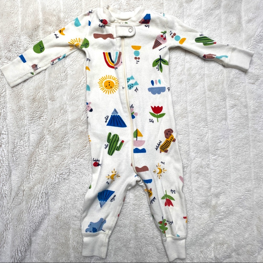 Hanna Andersson one piece zippered sleeper 6-12M